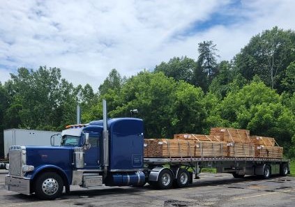 Peterbilt 2022